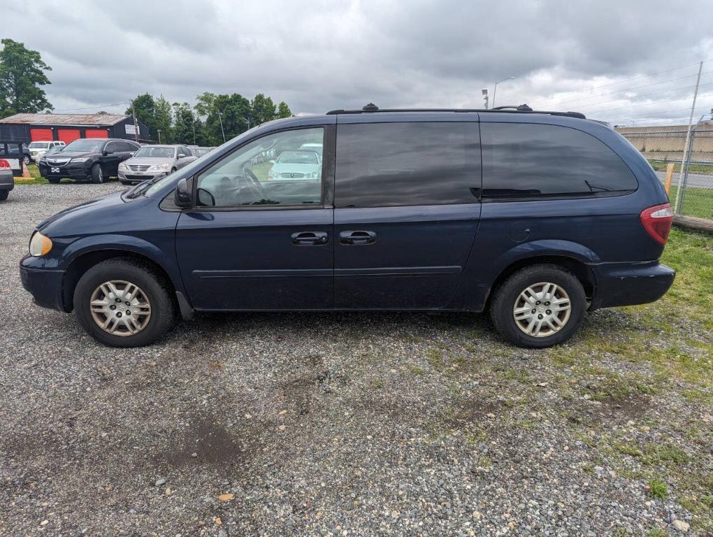 used 2005 Dodge Grand Caravan car, priced at $2,800