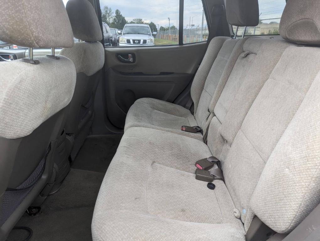 used 2005 Hyundai Santa Fe car, priced at $2,900