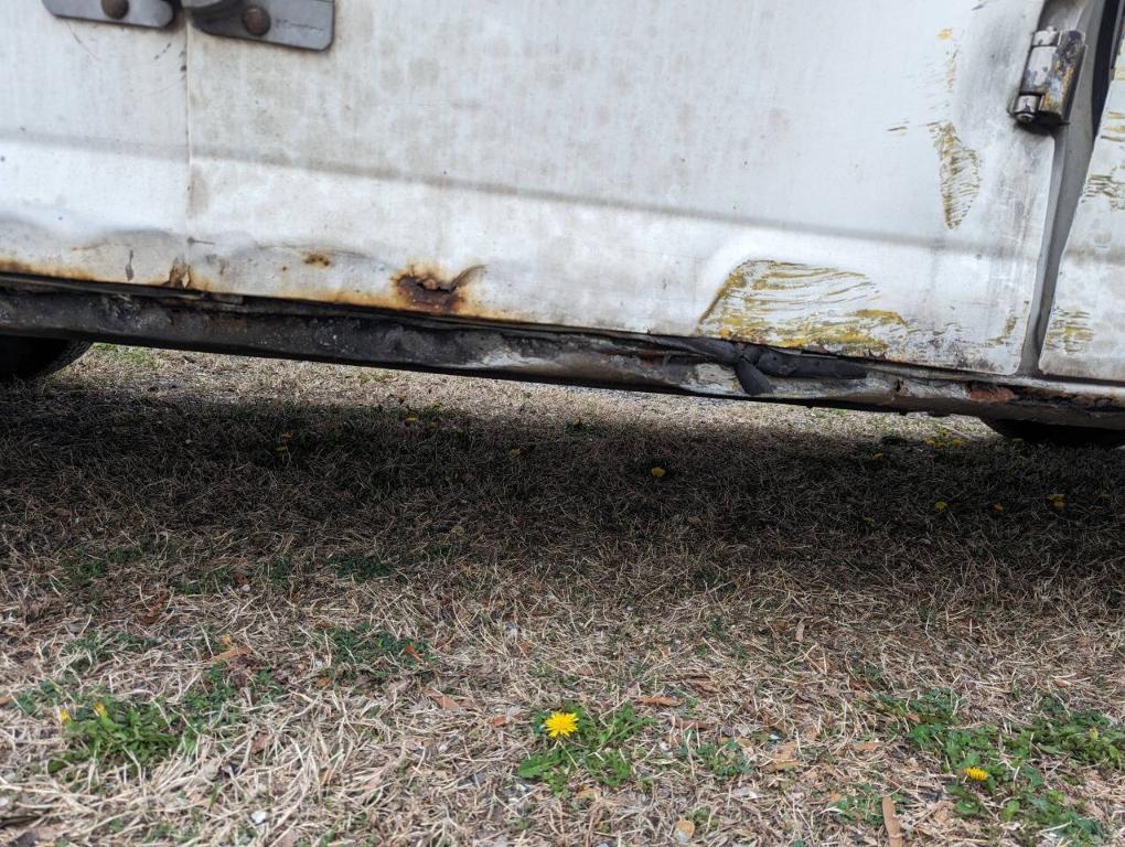 used 2001 Chevrolet Express 1500 car, priced at $2,700