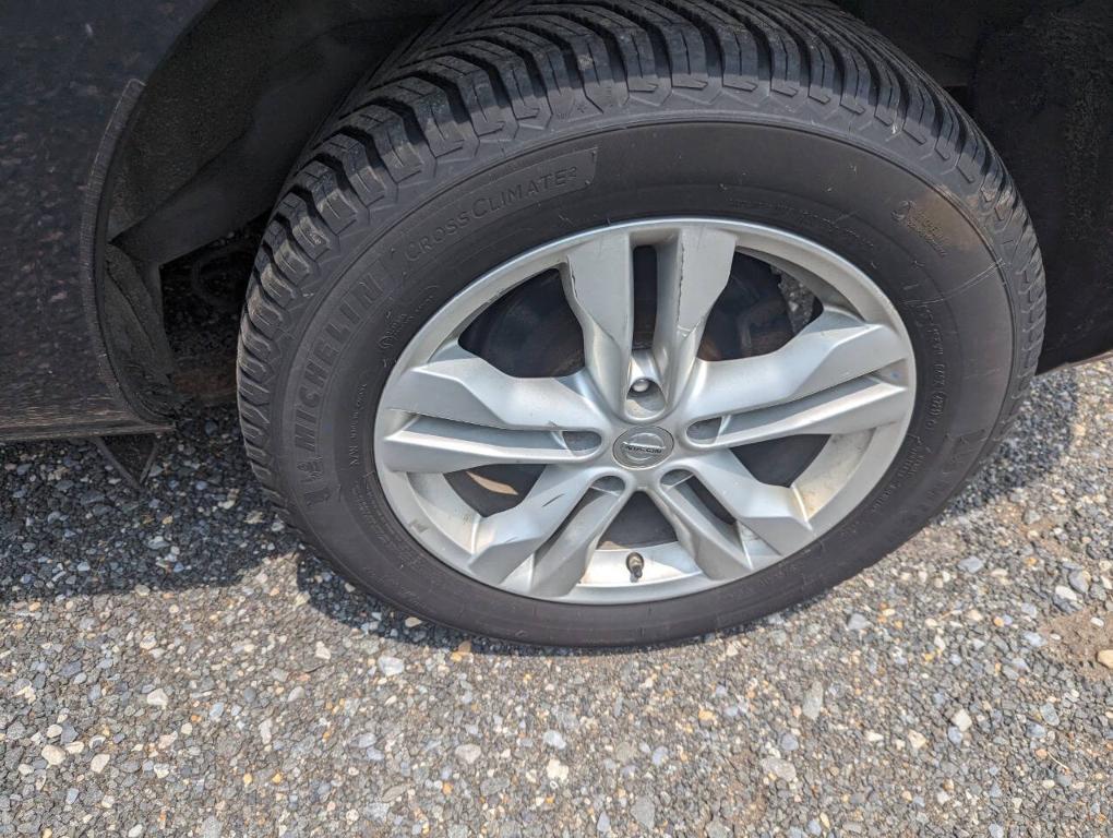 used 2013 Nissan Rogue car, priced at $4,400