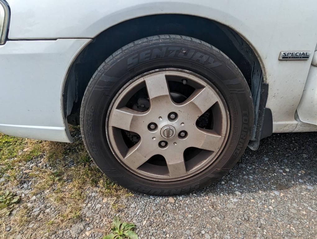 used 2006 Nissan Sentra car, priced at $1,200
