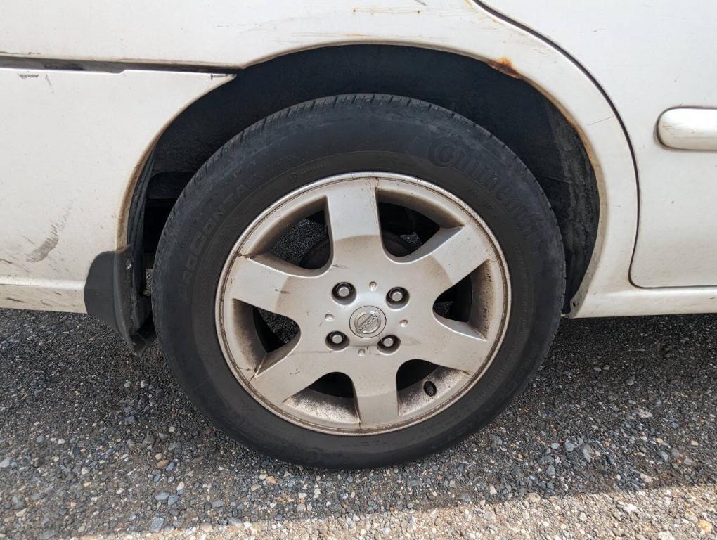 used 2006 Nissan Sentra car, priced at $1,200