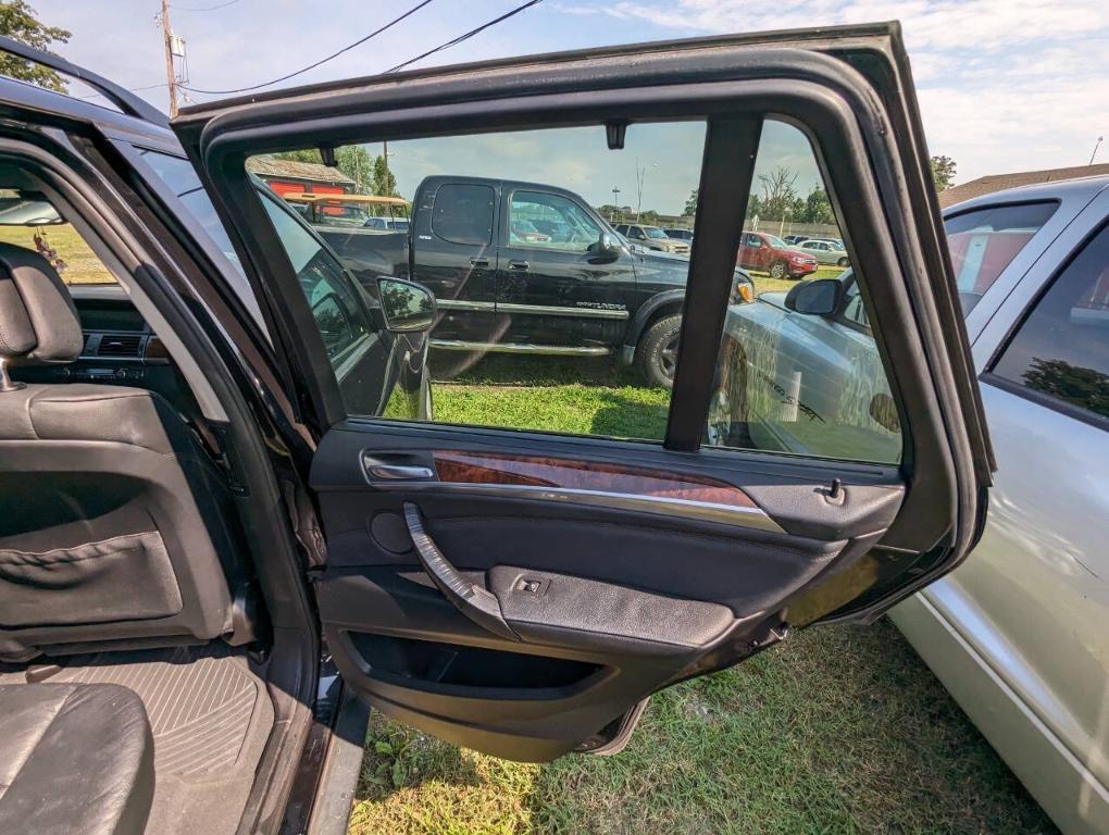 used 2011 BMW X5 car, priced at $2,300
