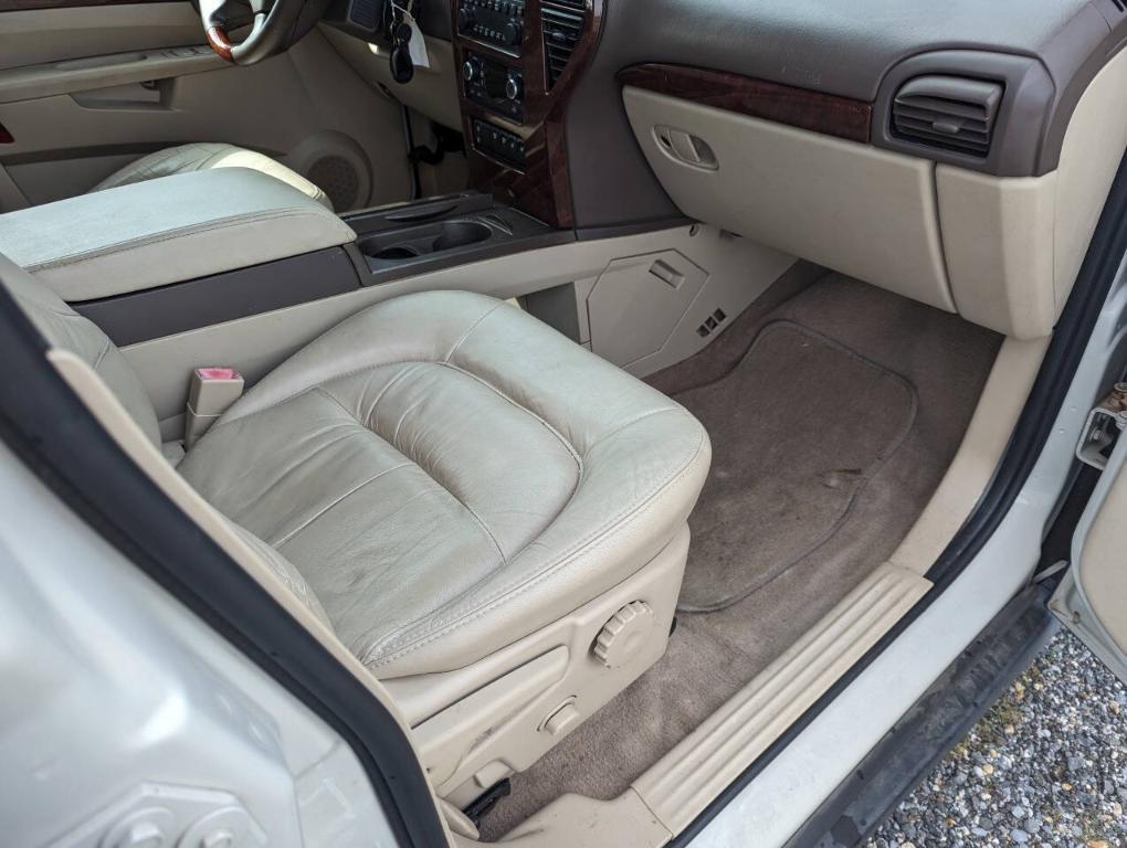 used 2007 Buick Rendezvous car, priced at $4,100