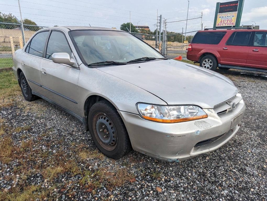 used 1998 Honda Accord car, priced at $1,300