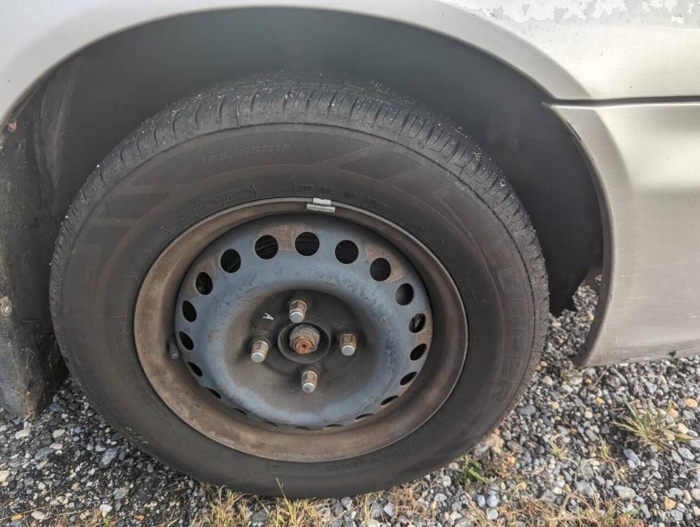 used 1998 Honda Accord car, priced at $1,300