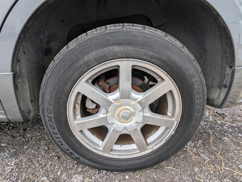 used 2005 Cadillac SRX car, priced at $3,800