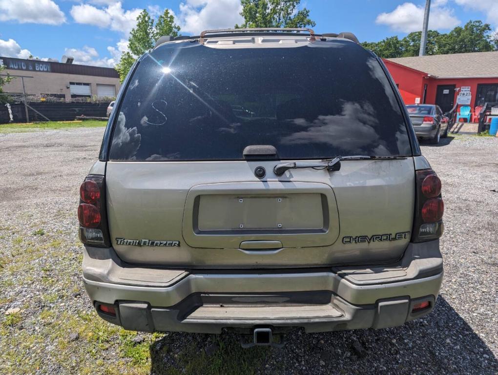 used 2002 Chevrolet TrailBlazer EXT car, priced at $2,700