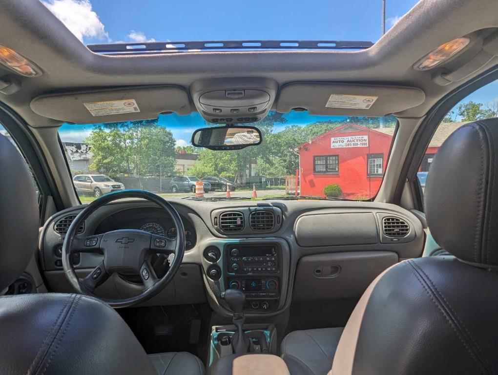 used 2002 Chevrolet TrailBlazer EXT car, priced at $2,700