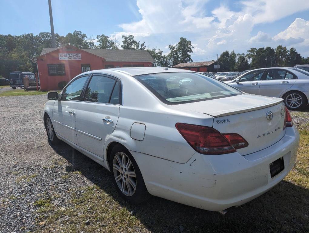 used 2009 Toyota Avalon car, priced at $3,100