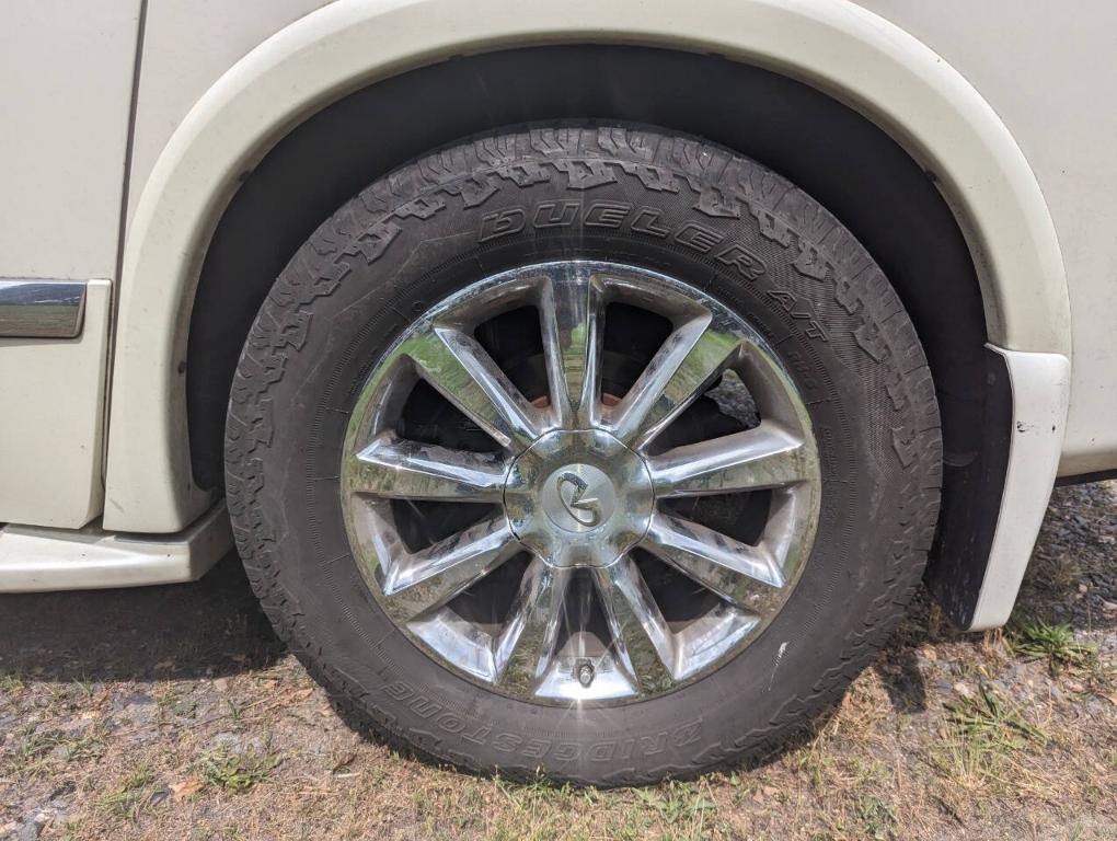 used 2010 INFINITI QX56 car, priced at $4,800