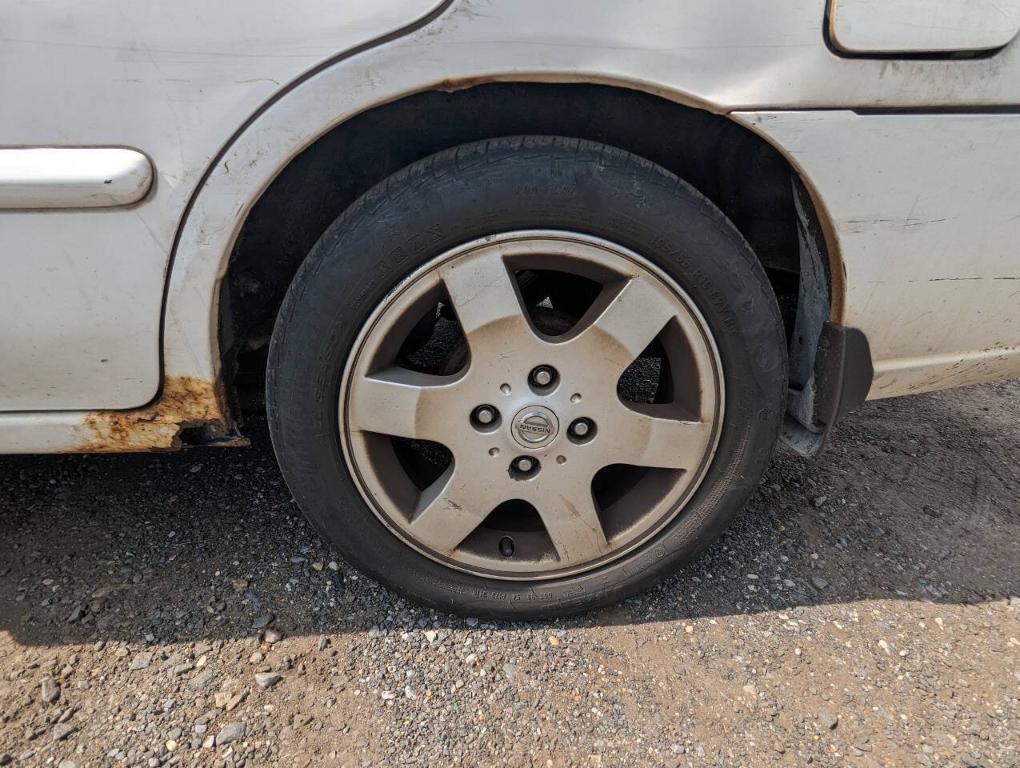 used 2006 Nissan Sentra car, priced at $1,200