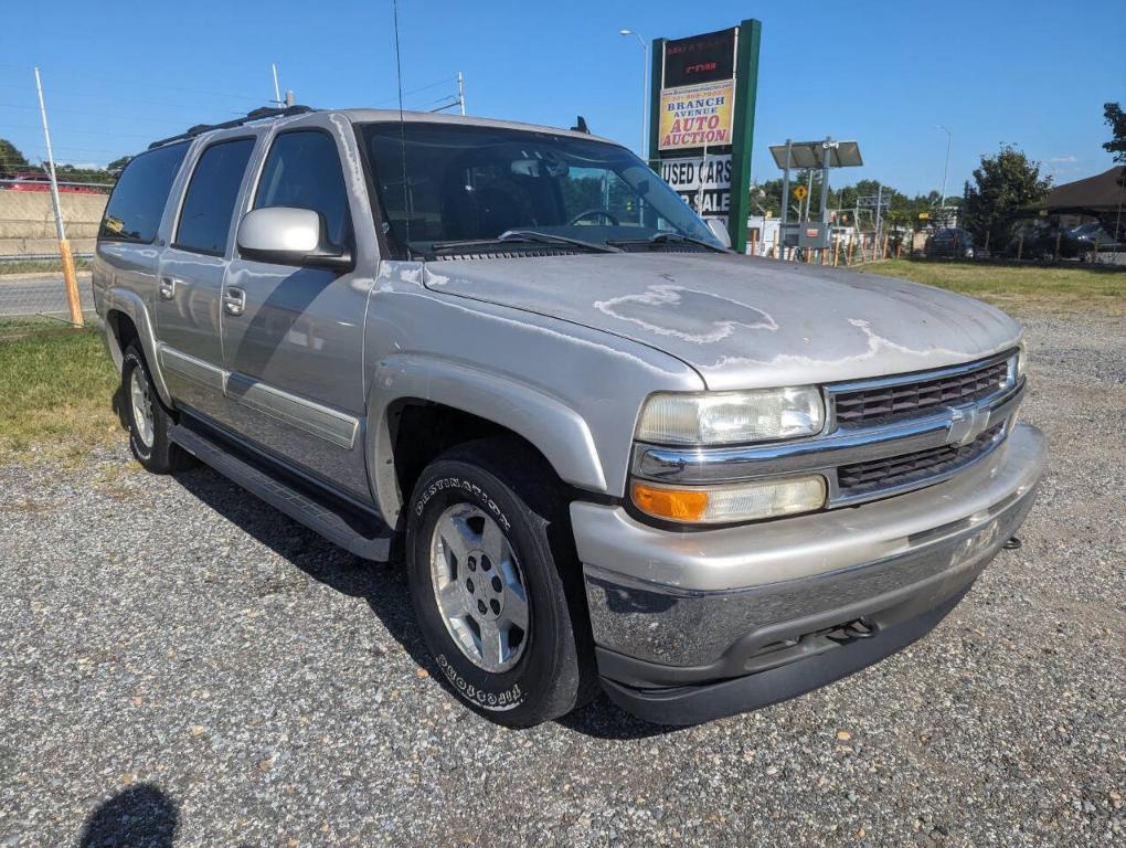 used 2006 Chevrolet Suburban car, priced at $2,700