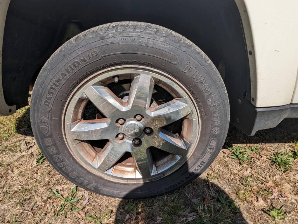 used 2010 Jeep Liberty car, priced at $4,300