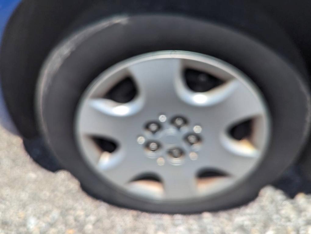 used 2006 Chrysler PT Cruiser car, priced at $2,900