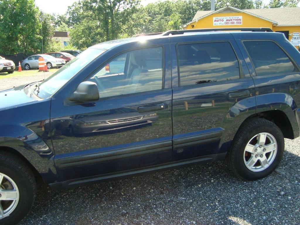 used 2006 Jeep Grand Cherokee car, priced at $3,900