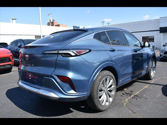 new 2025 Buick Envista car, priced at $30,413