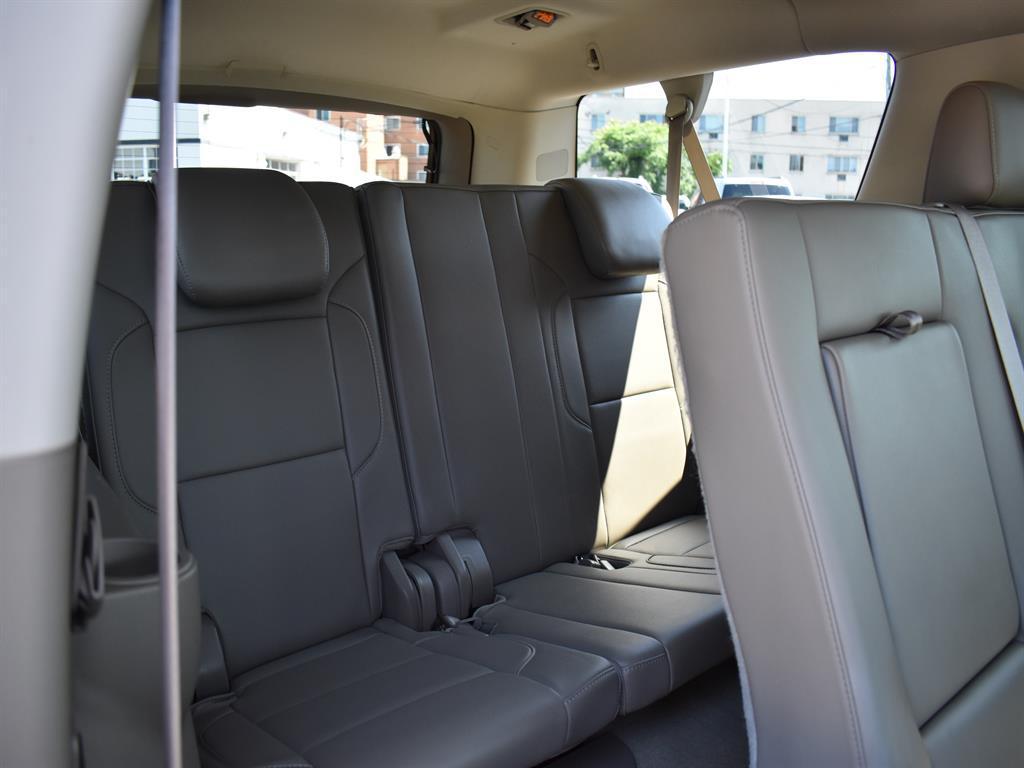 used 2015 GMC Yukon car, priced at $19,995