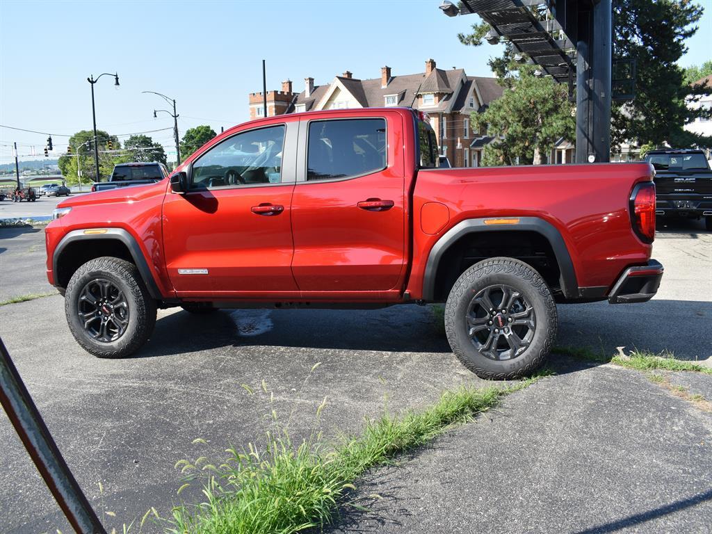 new 2025 GMC Canyon car, priced at $39,876