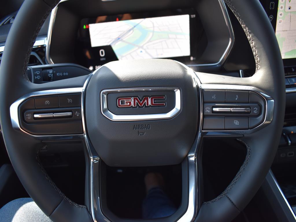 new 2025 GMC Canyon car, priced at $39,876