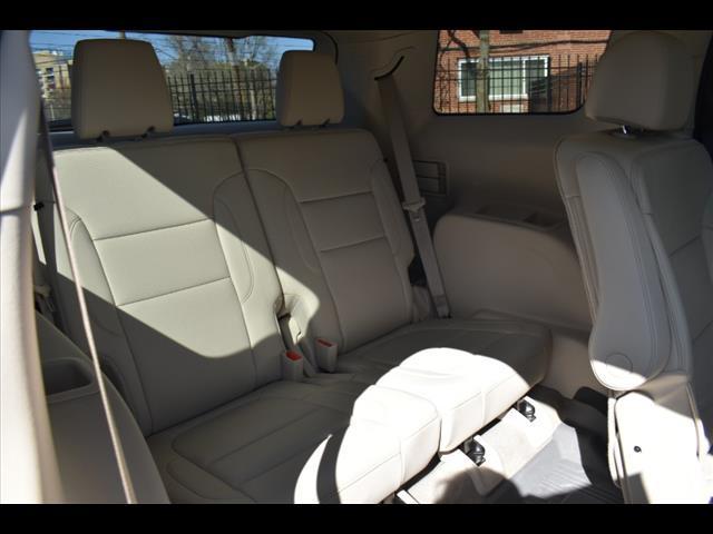 used 2022 GMC Acadia car, priced at $34,995