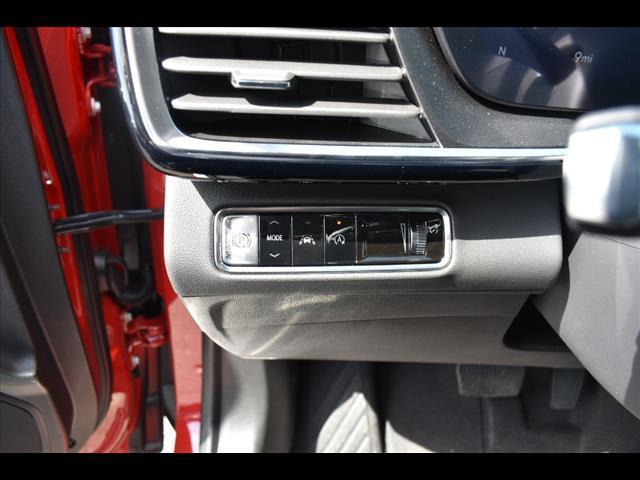 new 2025 Buick Envision car, priced at $38,195