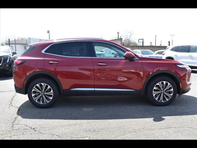 new 2025 Buick Envision car, priced at $38,195