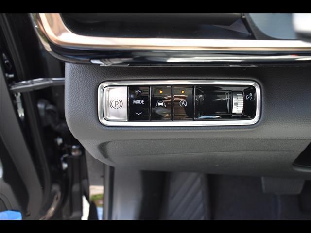 new 2025 Buick Envision car, priced at $44,007