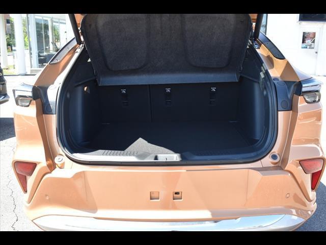 new 2025 Buick Envista car, priced at $29,580