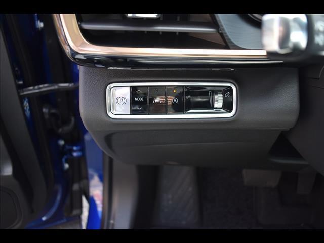 new 2025 Buick Envision car, priced at $45,770