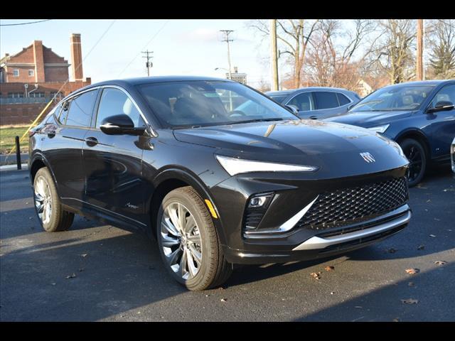 new 2025 Buick Envista car, priced at $30,413