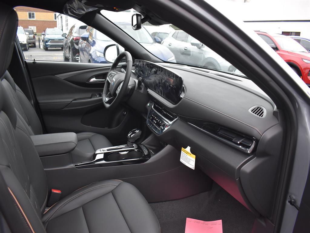new 2025 Buick Envista car, priced at $29,661