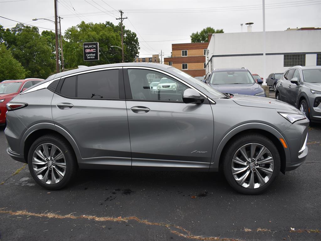 new 2025 Buick Envista car, priced at $29,661
