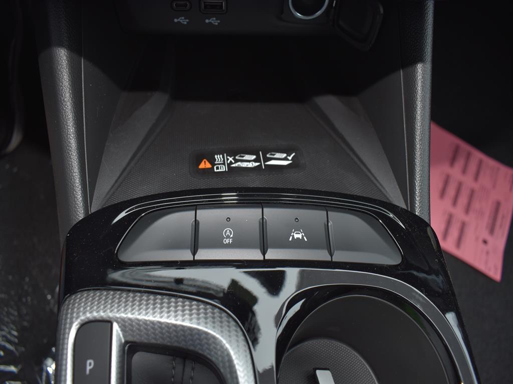 new 2025 Buick Envista car, priced at $29,661