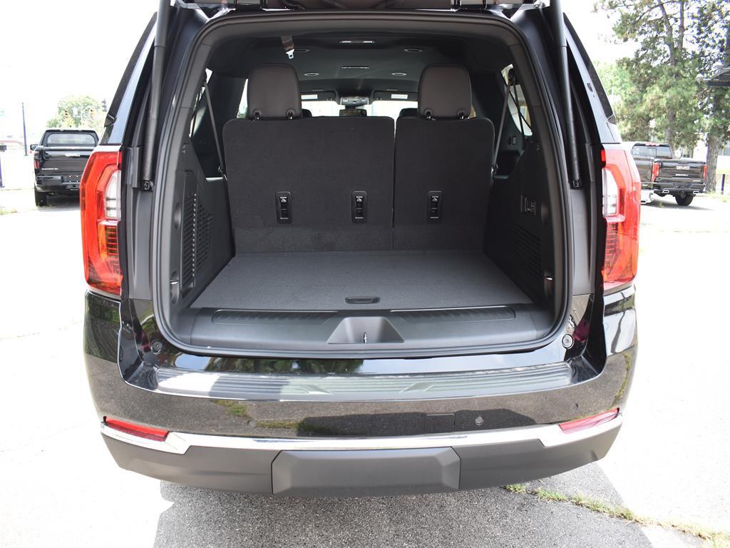 new 2025 GMC Yukon XL car, priced at $70,744