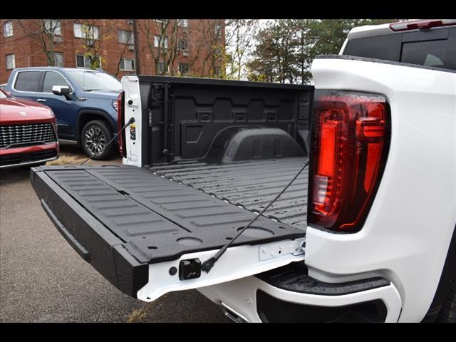 new 2025 GMC Sierra 1500 car, priced at $72,352