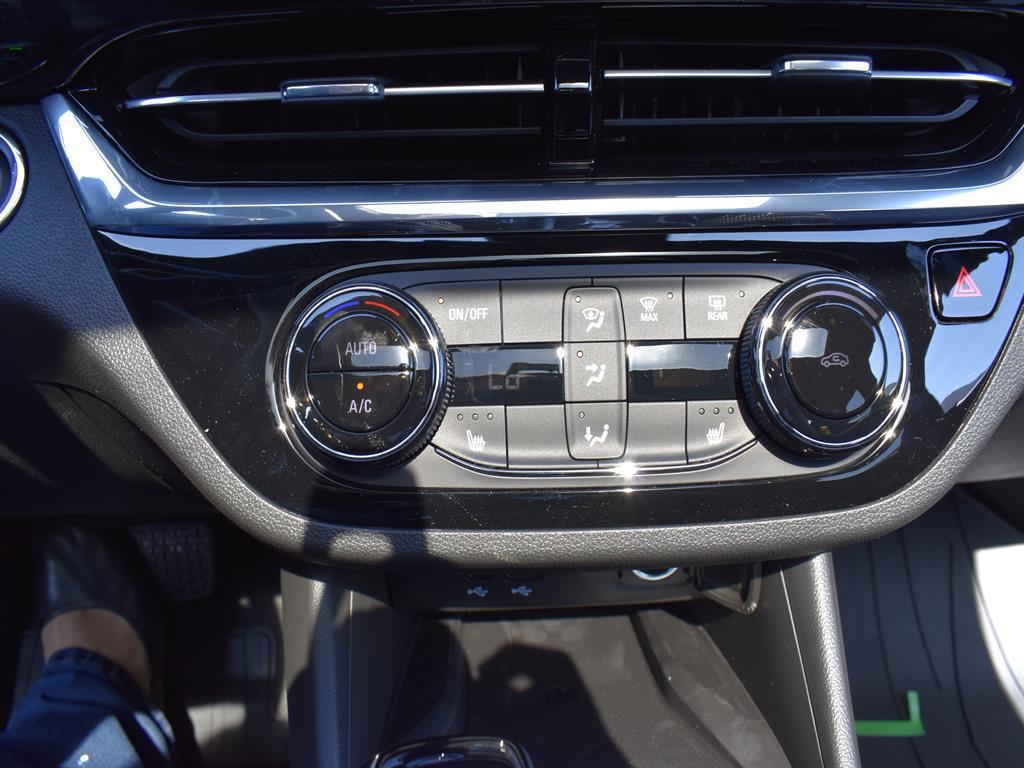 new 2025 Buick Envista car, priced at $28,295