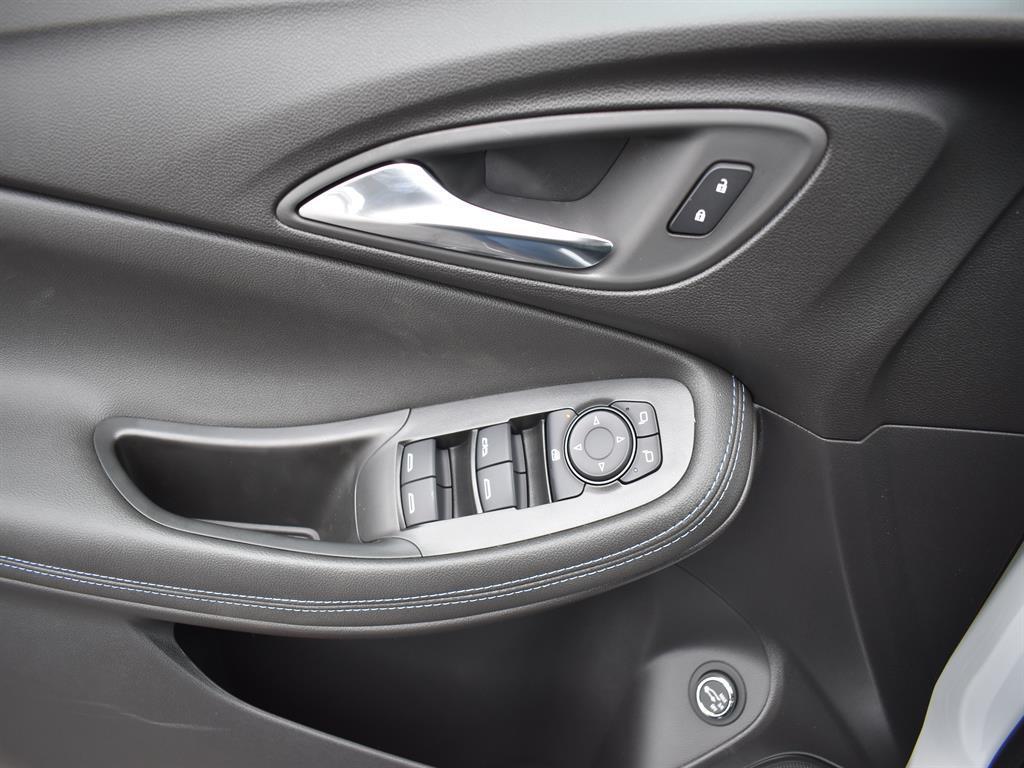 new 2026 Buick Encore GX car, priced at $33,213