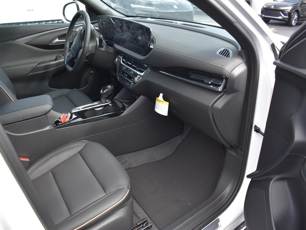 new 2025 Buick Envista car, priced at $30,185