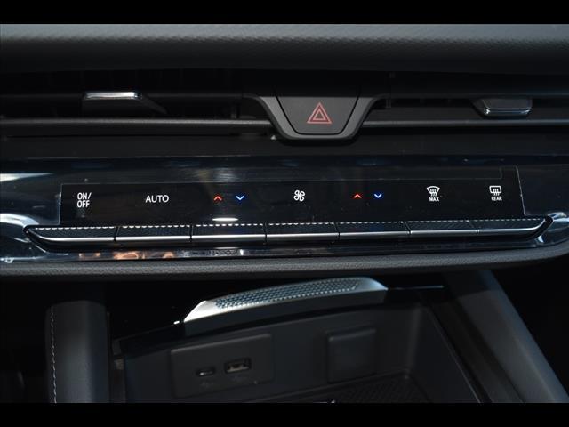 new 2025 Buick Envision car, priced at $38,195