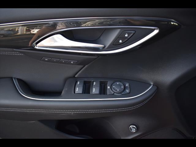 new 2025 Buick Envision car, priced at $38,195