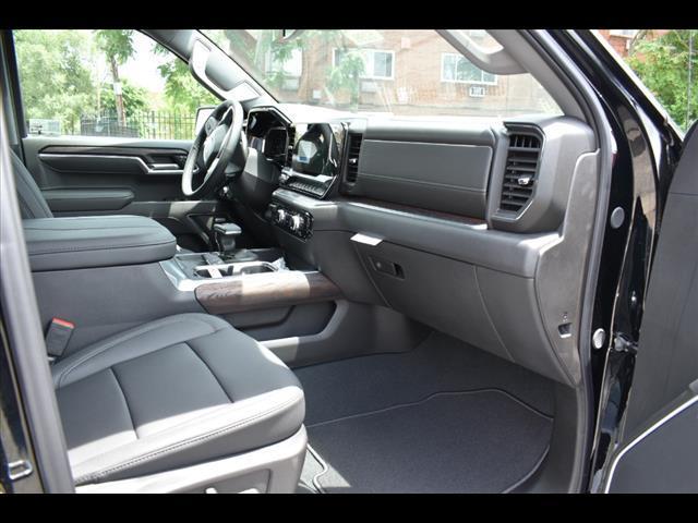 new 2025 GMC Sierra 1500 car, priced at $56,705