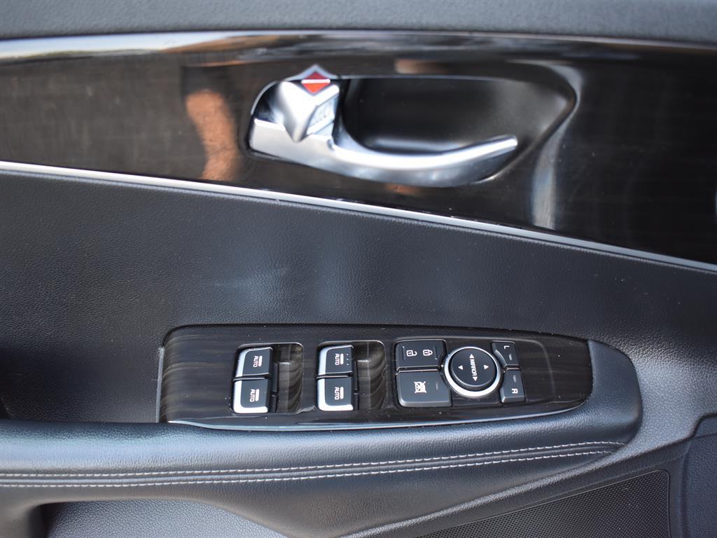 used 2019 Kia Sorento car, priced at $19,995