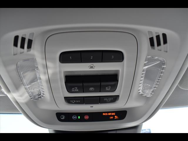 new 2025 Buick Envision car, priced at $40,331