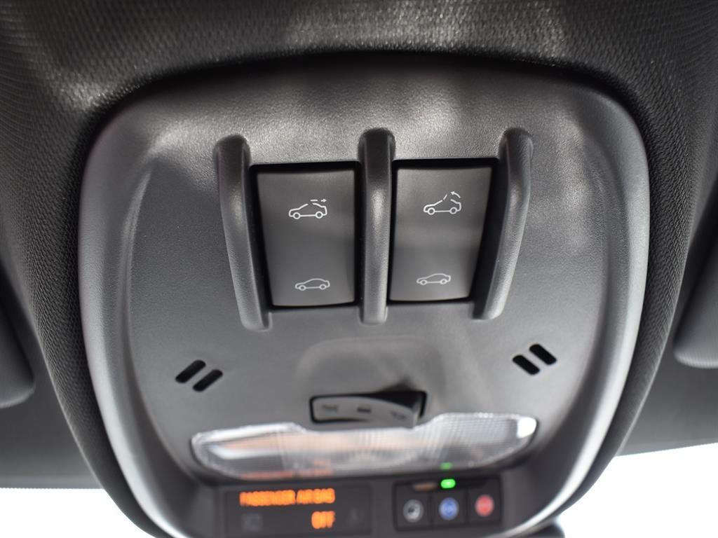 new 2025 Buick Envista car, priced at $29,661