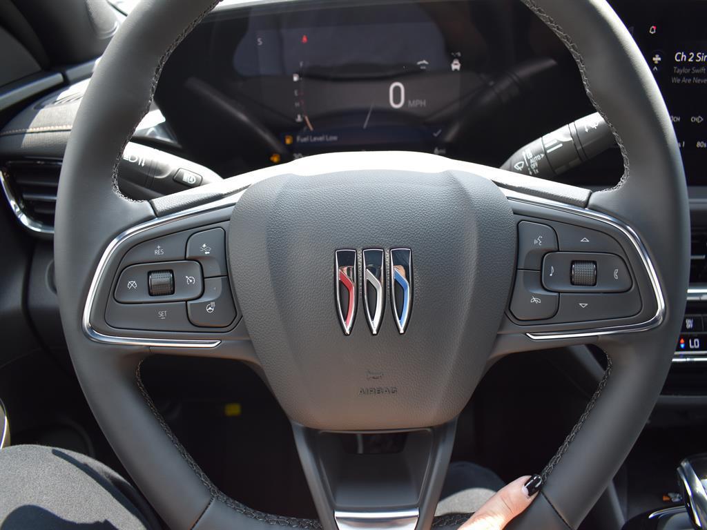 new 2025 Buick Envista car, priced at $29,661