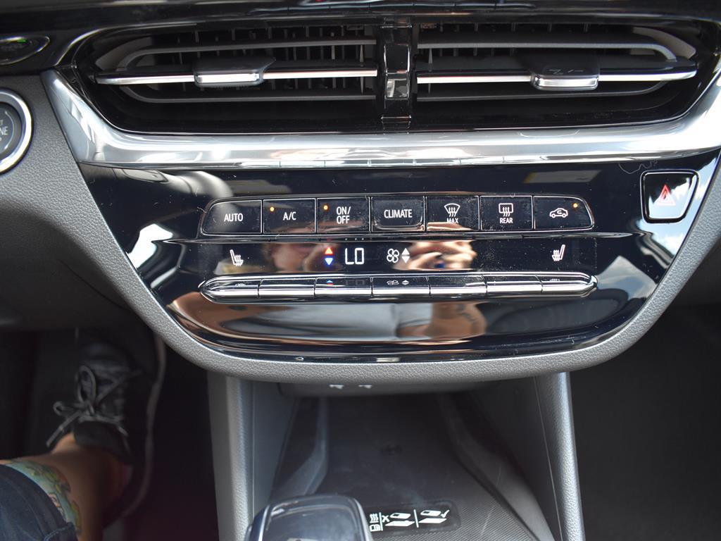 new 2025 Buick Envista car, priced at $29,661