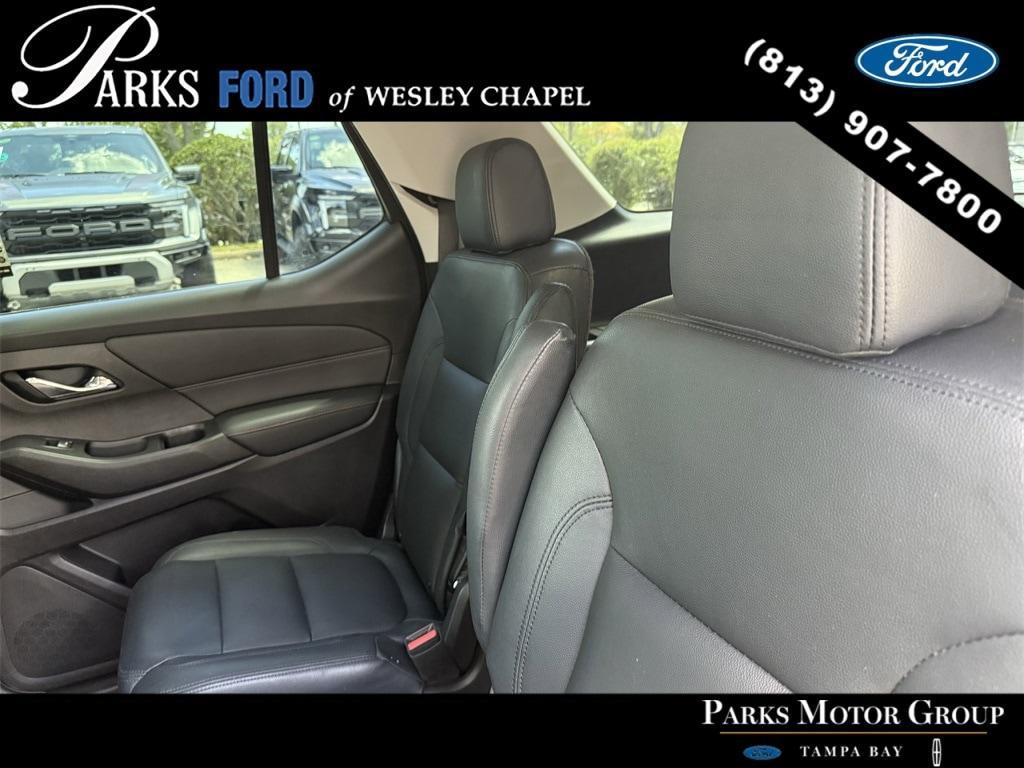 used 2021 Chevrolet Traverse car, priced at $26,756