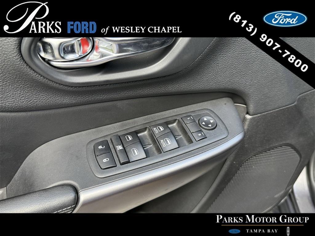 used 2019 Jeep Cherokee car, priced at $18,040