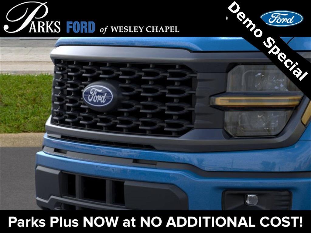new 2025 Ford F-150 car, priced at $45,122